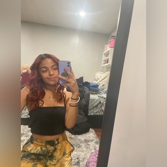 Meet your Posher, Mari - Picture 4 of 5